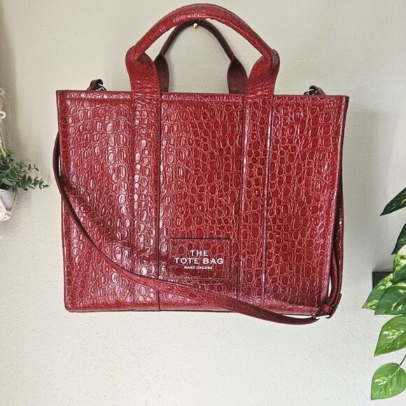 Marc Jacobs Handbags - Marc Jacobs CROC-EMBOSSED Leather MEDIUM Tote Bag SPICE BROWN NEW